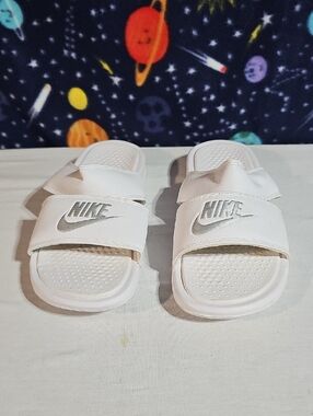 Nike White Kids' Adjustable Slide Sandals
